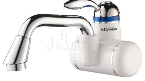 上海老房翻新｜热水龙头安装避坑：花小钱告别厨房冻手