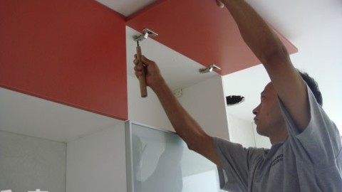 橱柜装错=厨房废一半？水电点位、安装顺序、省钱秘籍和验收标准，一篇讲透！